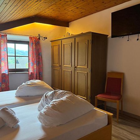 Gasthof Goldenes Lamm Vahrn Экстерьер фото