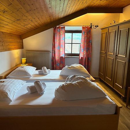 Gasthof Goldenes Lamm Vahrn Экстерьер фото