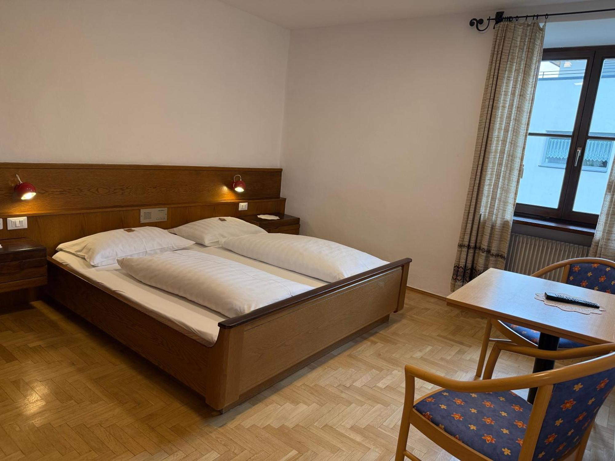 Gasthof Goldenes Lamm Vahrn Номер фото