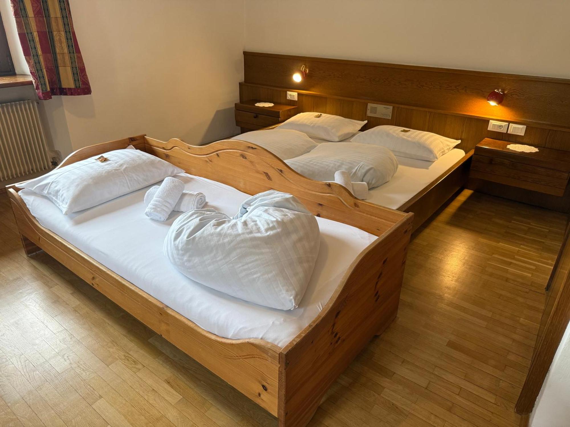 Gasthof Goldenes Lamm Vahrn Экстерьер фото