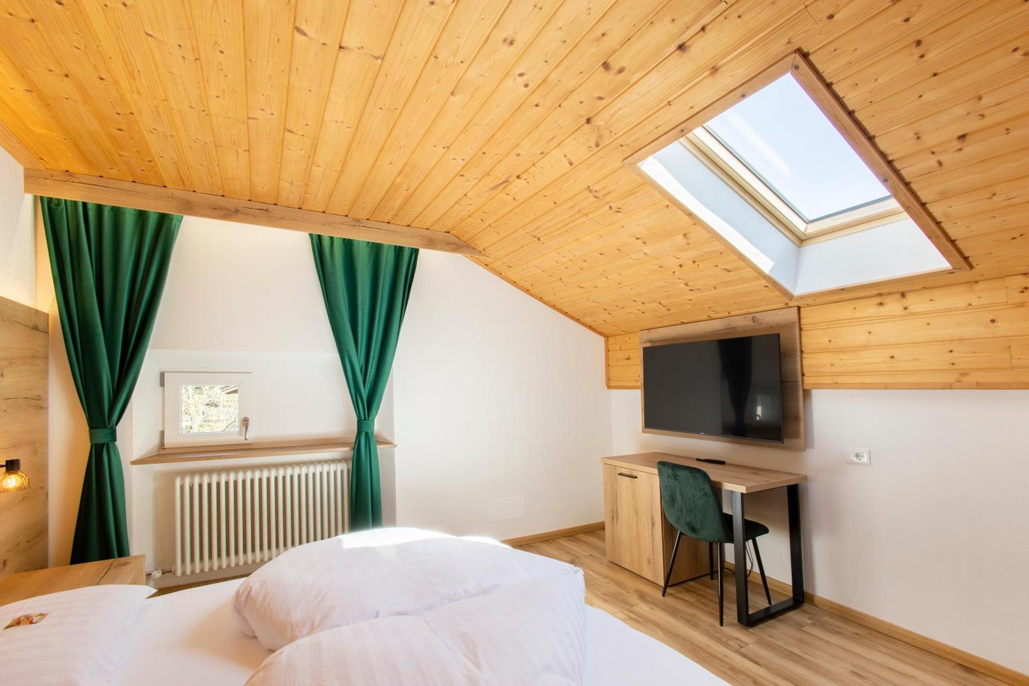Gasthof Goldenes Lamm Vahrn Экстерьер фото