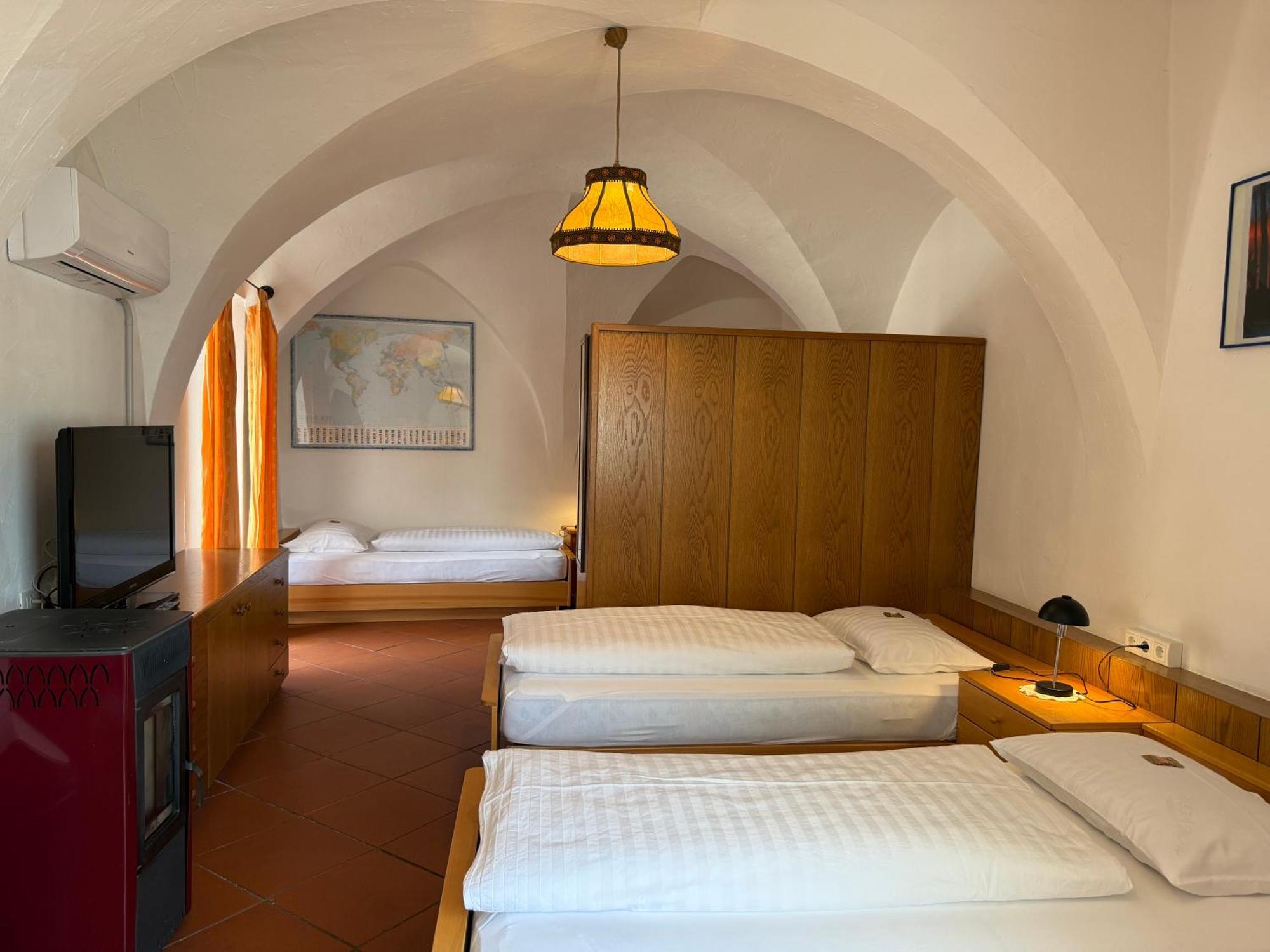 Gasthof Goldenes Lamm Vahrn Номер фото